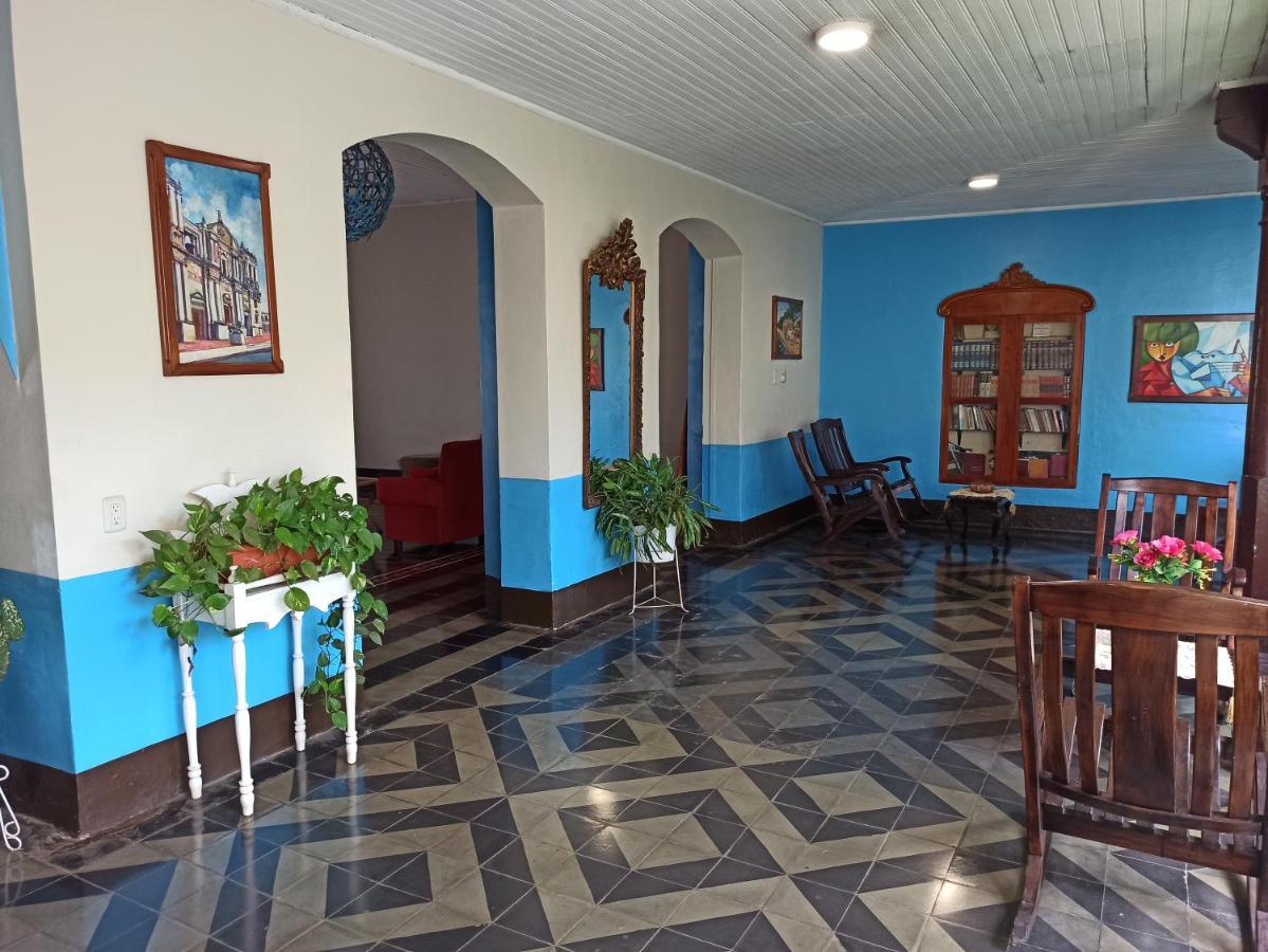 Hostal Harvest House Леон Екстер'єр фото