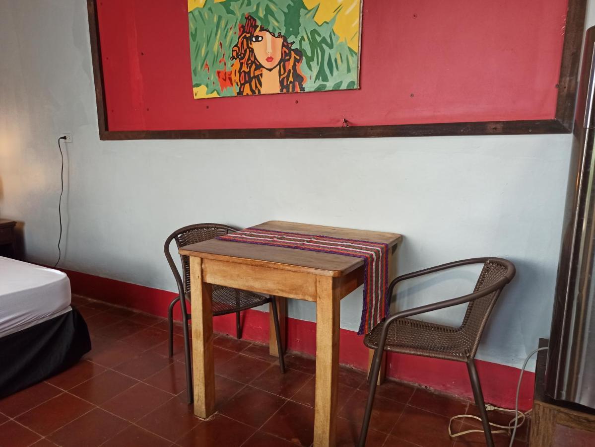 Hostal Harvest House Леон Екстер'єр фото