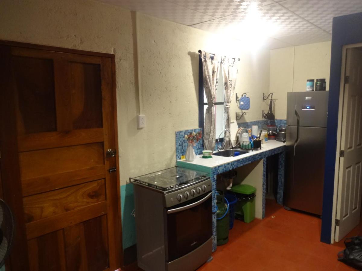 Hostal Harvest House Леон Екстер'єр фото