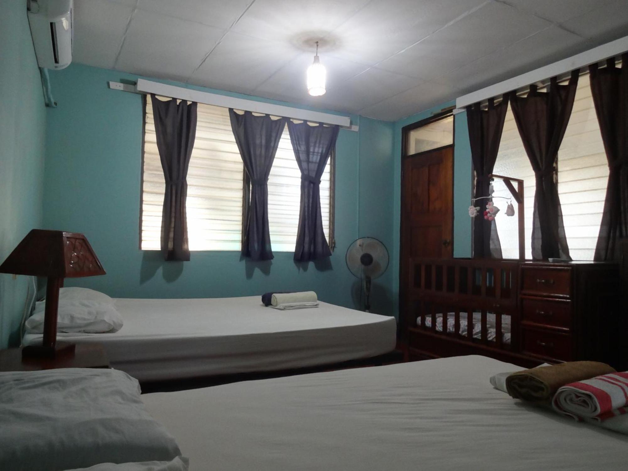 Hostal Harvest House Леон Екстер'єр фото